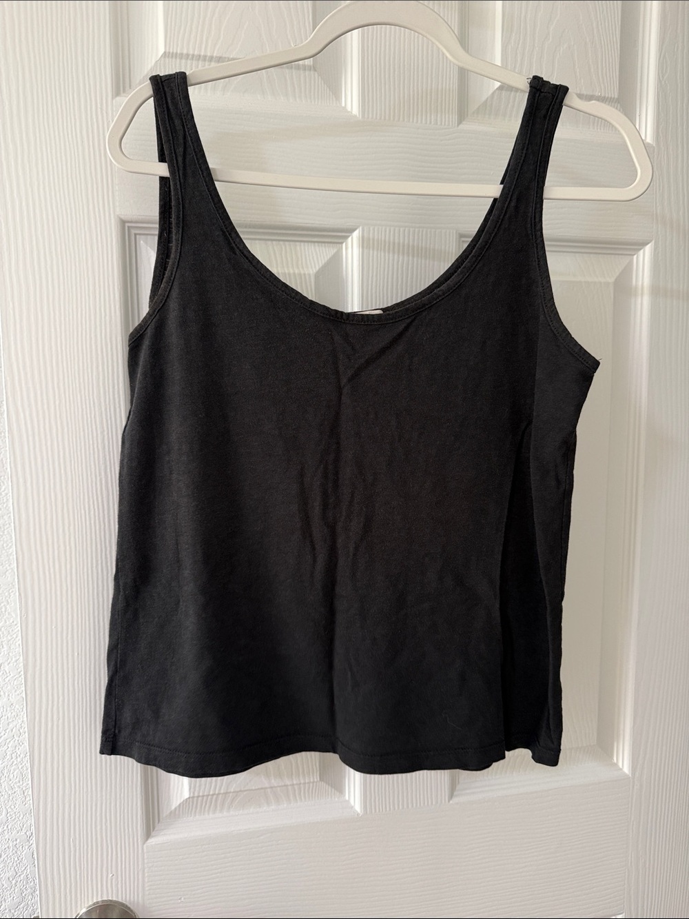 Marine Layer Black Scoop Neck Tank Top